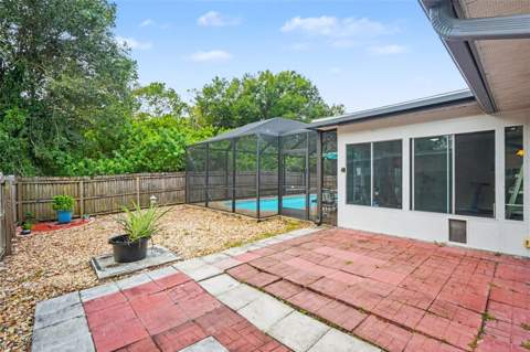 8064 Fawnridge Circle, Tampa FL - photo 23 of 32
