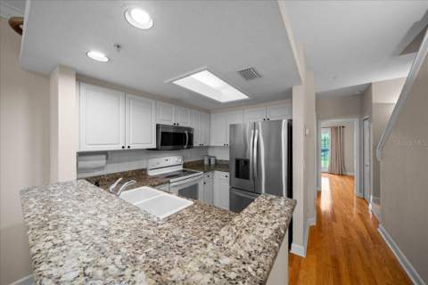 158 Brent Circle, Oldsmar FL - photo 9 of 67