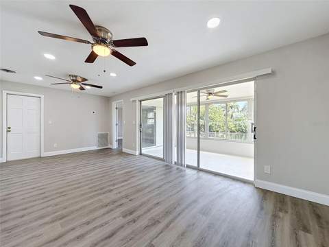 307 87th Avenue, St Petersburg FL - photo 7 of 28