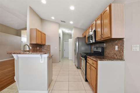 15833 Bay Vista Drive, Clermont FL - photo 11 of 33