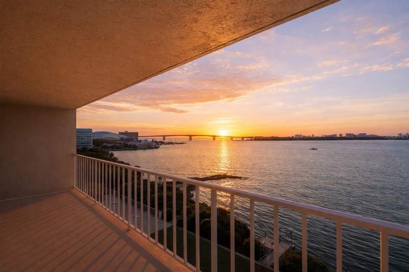 2 bedroom Condominium at 500 N OSCEOLA AVENUE #307, HARBOR BLUFFS WATERFRONT CONDO, CLEARWATER — photo 1
