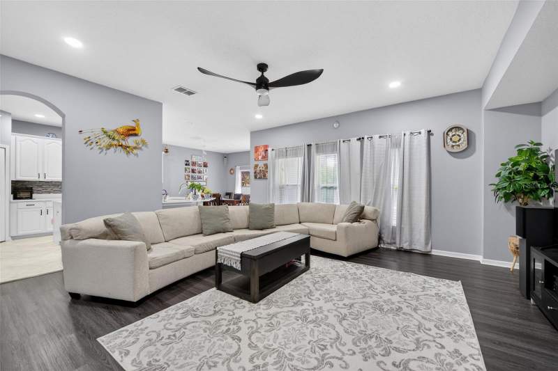 5 bedroom Single Family Residence at 3651 Daydream Place, Esprit Ph 1, St Cloud — photo 4