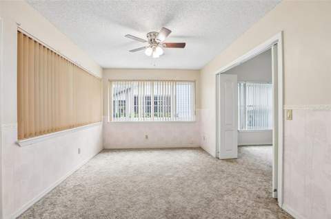 6540 Foxmoor Drive, Zephyrhills FL - photo 14 of 38