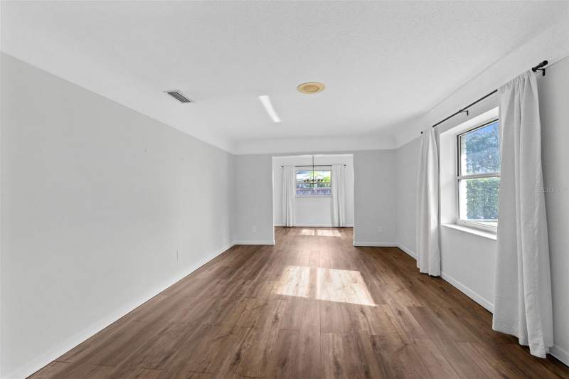 4 bedroom Single Family Residence at 2215 Bradford Court, Plaza Park, Orlando — photo 4