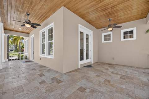 824 Islebay Drive, Apollo Beach FL - photo 8 of 99
