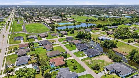 2306 SW 16th Terrace, Cape Coral FL - photo 6 of 6