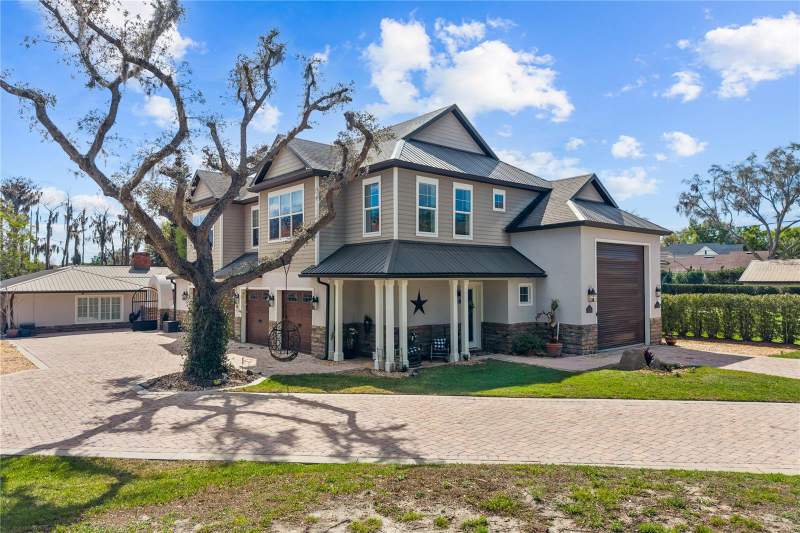 5 bedroom Single Family Residence at 11002 Lake Butler Boulevard, Metcalf Park Rep, Windermere — photo 2