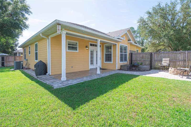 3 bedroom Single Family Residence at 14274 NW 9th Road, Strawberry Fields, Newberry — photo 2