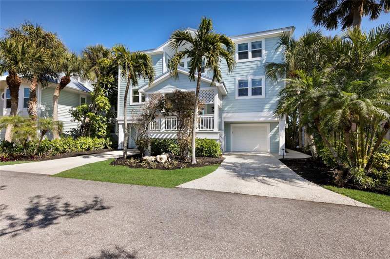 3 bedroom Single Family Residence at 585 Buttonwood Bay Drive, South Bay Sub, Boca Grande — photo 2