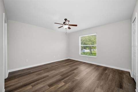 8013 Sutton Terrace Lane, Tampa FL - photo 19 of 38