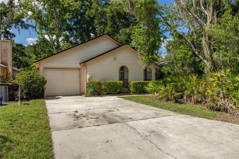 3 bedroom Single Family Residence at 2951 SW 40th Avenue, Serenola Manor Unit 3-A, Gainesville — photo 1