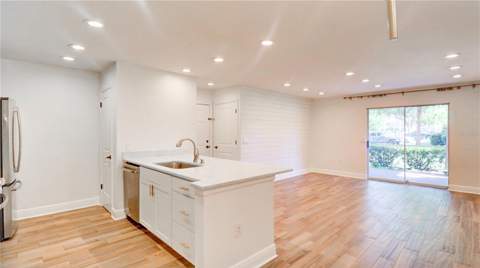 9481 Highland Oak Drive #1001, Tampa FL - photo 12 of 35