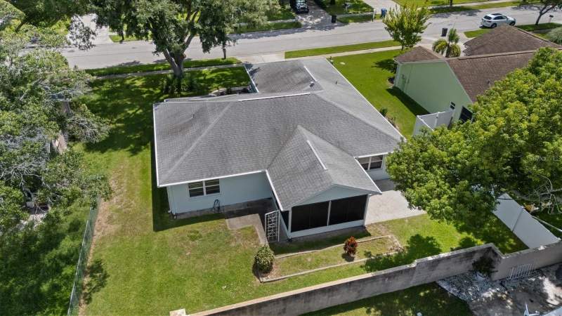3 bedroom Single Family Residence at 7329 Fairwood Avenue, Woodridge Estates A Sub, New Port Richey — photo 2