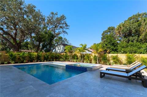 2519 N Riverside Dr, Tampa FL - photo 7 of 35