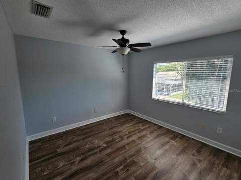 2053 Fluorshire Drive, Brandon FL - photo 12 of 24