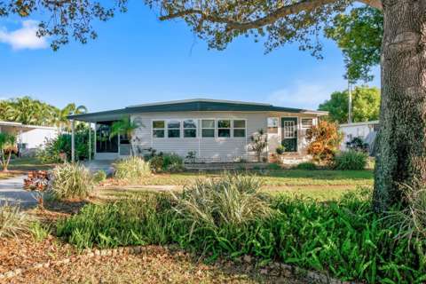 185 Lake Tarpon Drive #31, golf community for sale in Palm Harbor