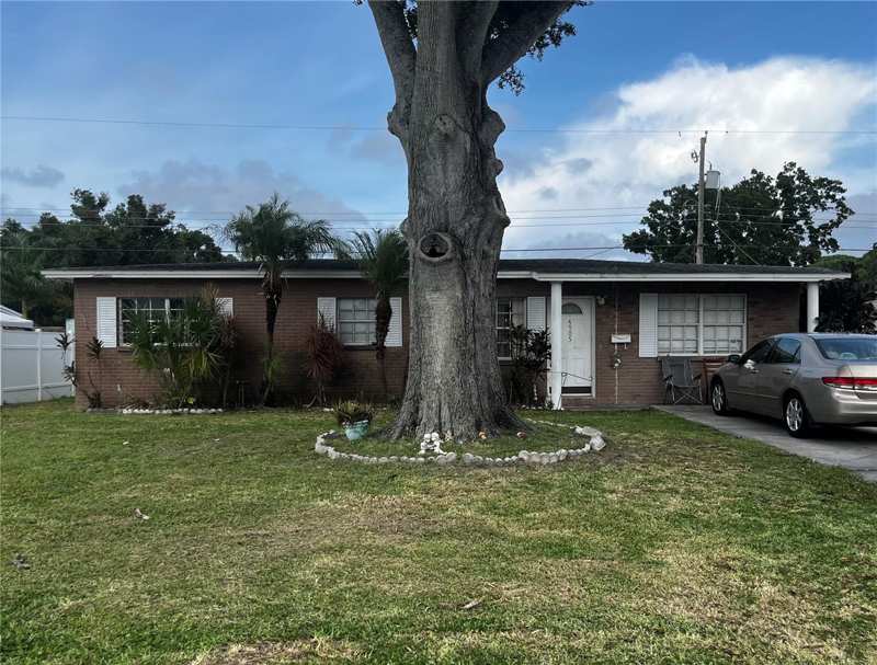 4 bedroom Single Family Residence at 4905 Eldorado Dr, No Hoa, Tampa — photo 1