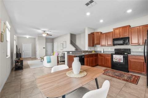 7667 Ginger Lily Court, Tampa FL - photo 20 of 62