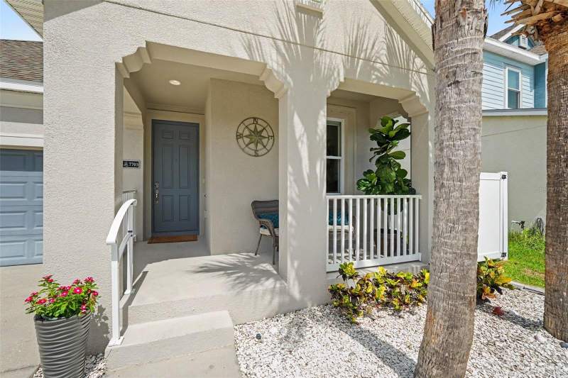 3 bedroom Single Family Residence at 7703 S Sparkman Street, Port Tampa City Map, Tampa — photo 2