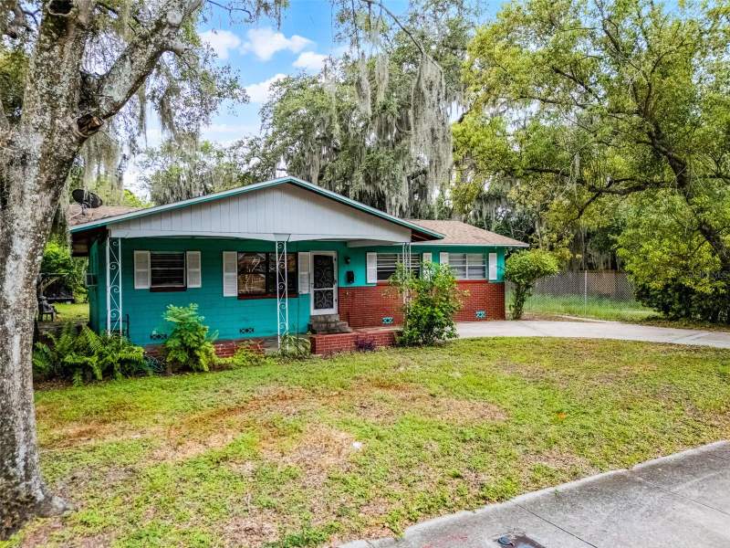 4 bedroom Single Family Residence at 770 W Webster Avenue, Capens Add, Winter Park — photo 2