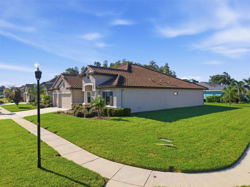 4 bedroom Single Family Residence at 814 Tirano Way, La Paloma Village Ph 3B Un 2, Ruskin — photo 4