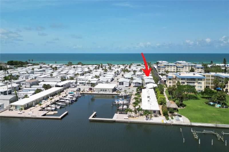 Twin Shores Mobile Home