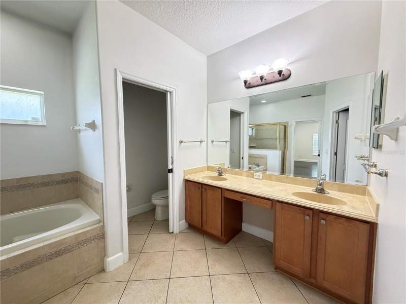 5 bedroom Single Family Residence at 6317 Rolden Court, Stoneybrook Hills 18, Mount Dora — photo 3