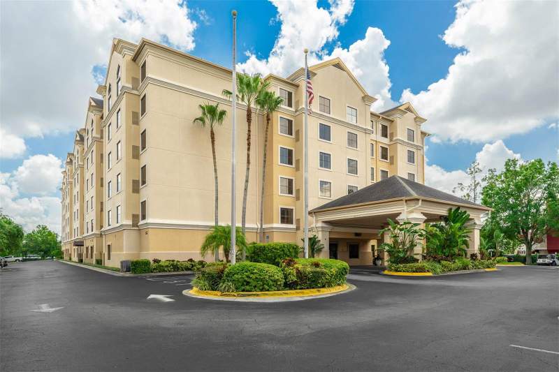 Staysky Suites