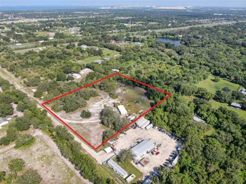 12154 Bullfrog Creek Road, Gibsonton FL - photo 16 of 23