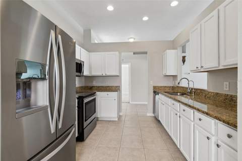 13226 Evening Sunset Lane, Riverview FL - photo 7 of 43