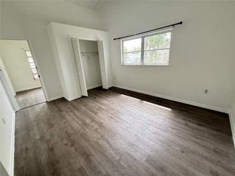 8302 N Flintrock Court, Tampa FL - photo 12 of 18