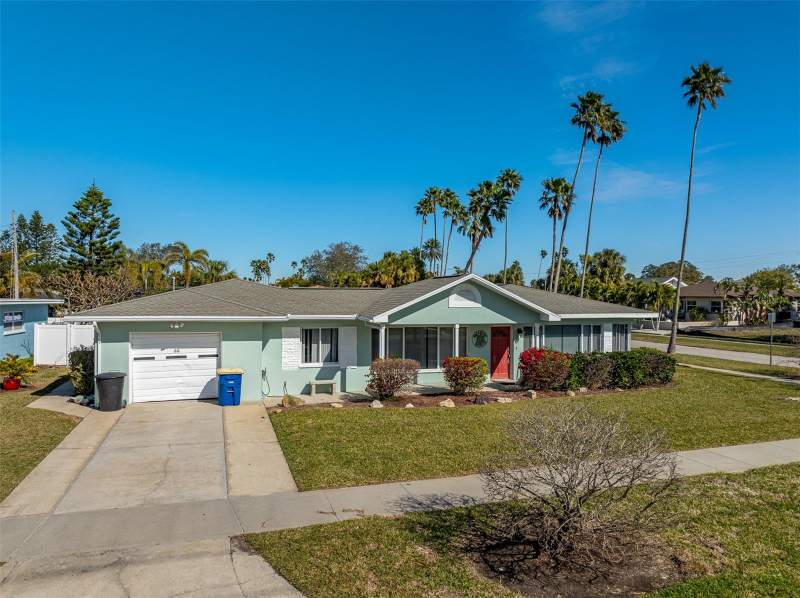 3 bedroom Single Family Residence at 66 Kipling Plaza, Mandalay Sub, Clearwater Beach — photo 3