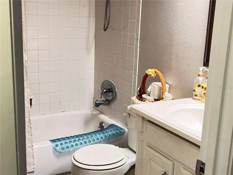 456 Windmeadows Street #456, Altamonte Springs FL - photo 14 of 26