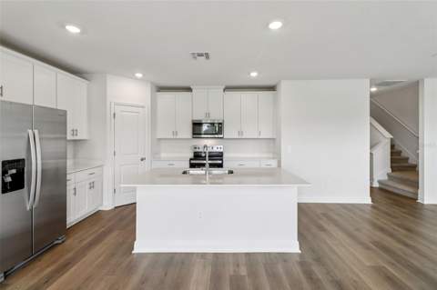 807 Sunshower Drive, Lady Lake FL - photo 13 of 36