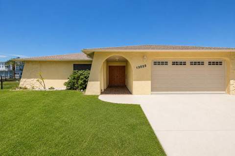 13525 Claudia Drive, Hudson FL - photo 12 of 68