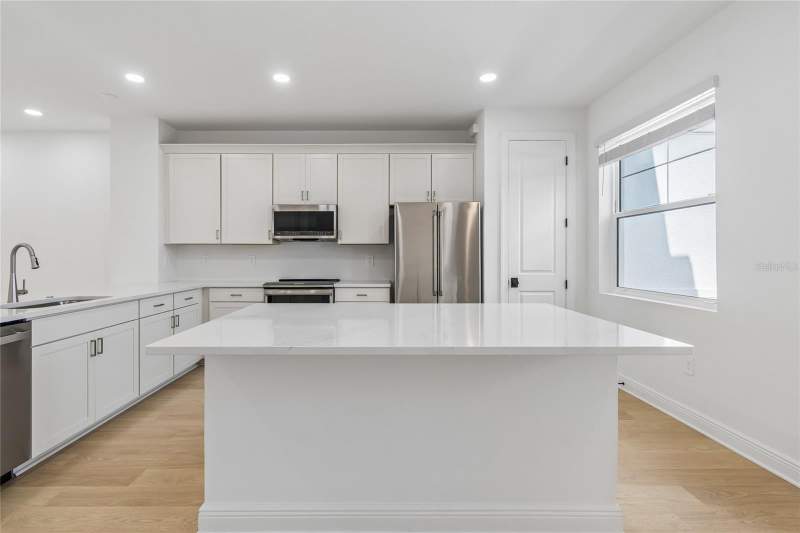 3 bedroom Townhouse at 17906 Broadleaf Loop, Palmera At Wellen Park, Venice — photo 5