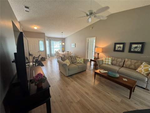 5019 El Destino Drive, Leesburg FL - photo 6 of 6