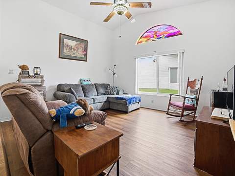 3851 Manor Oaks Court, Leesburg FL - photo 13 of 47