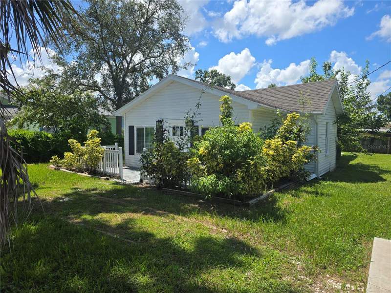 3 bedroom Single Family Residence at 1327 Georgia Avenue, Dunedin Pines, Dunedin — photo 4