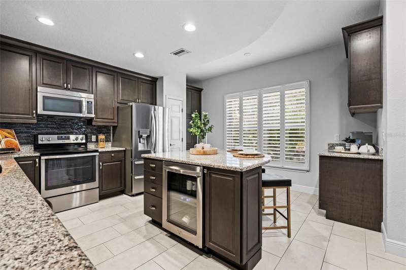 3 bedroom Townhouse at 771 Date Palm Lane, Villas At Date Palm, St Petersburg — photo 4