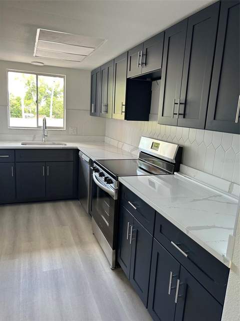 4520 Overlook Drive #132, St Petersburg FL - photo 9 of 14