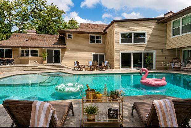 5 bedroom Single Family Residence at 1584 Oak Lane, Belleair Grove 1st Add, Clearwater — photo 3
