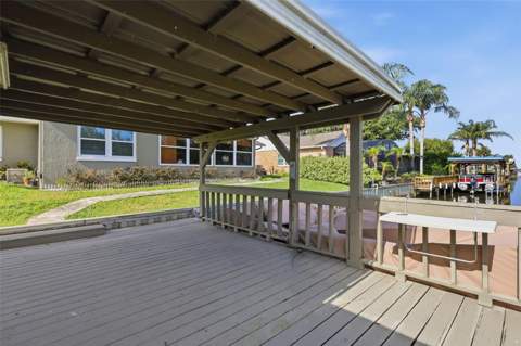 26638 E Cove Drive, Tavares FL - photo 9 of 46