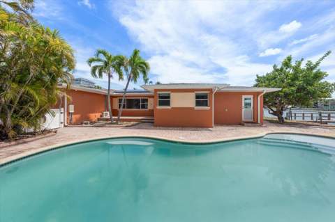 630-650 79th Avenue, St Pete Beach FL - photo 16 of 45