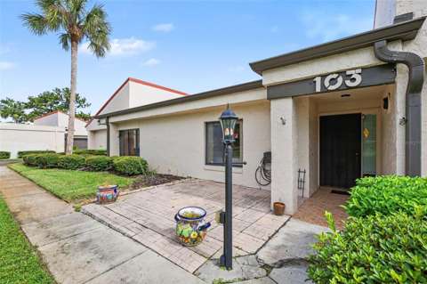 103 Valencia Court, home for sale in Plant City 33566
