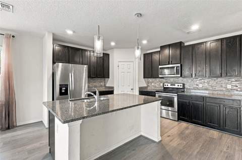 2838 Noble Crow Drive, Kissimmee FL - photo 7 of 41