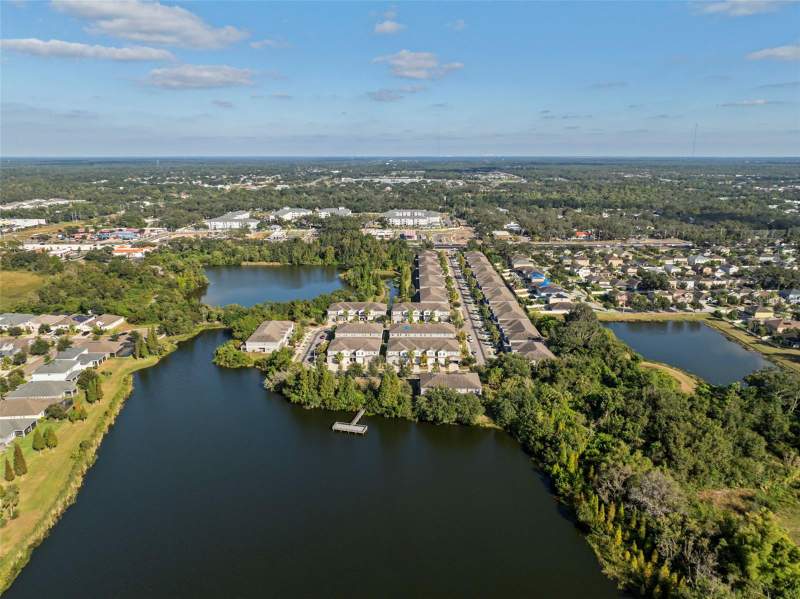 3 bedroom Townhouse at 10523 Lake Montauk Drive, Riverview Lakes, Riverview — photo 5