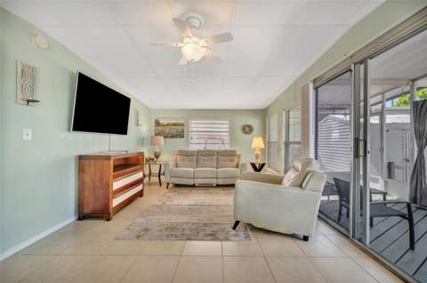110 E Saint Lucia Loop, Apollo Beach FL - photo 22 of 39