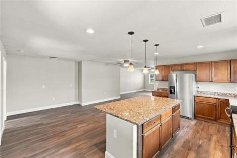 4280 70th Avenue, Pinellas Park FL - photo 11 of 33