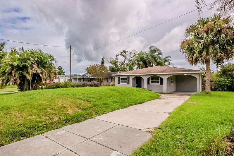 3 bedroom Single Family Residence at 28042 Lois Drive, Venetian Village First Add, Tavares — photo 3